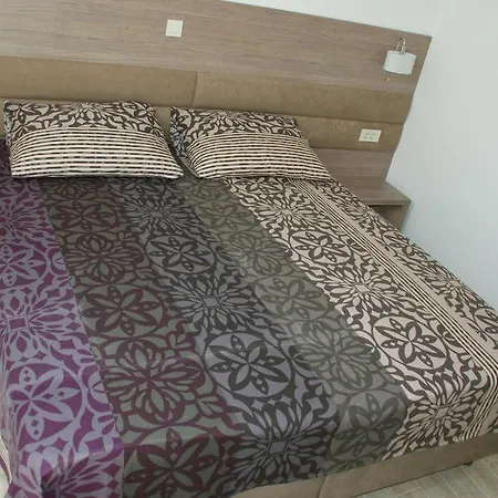 Villa Martini - Apartments & Rooms Vukovar Room photo
