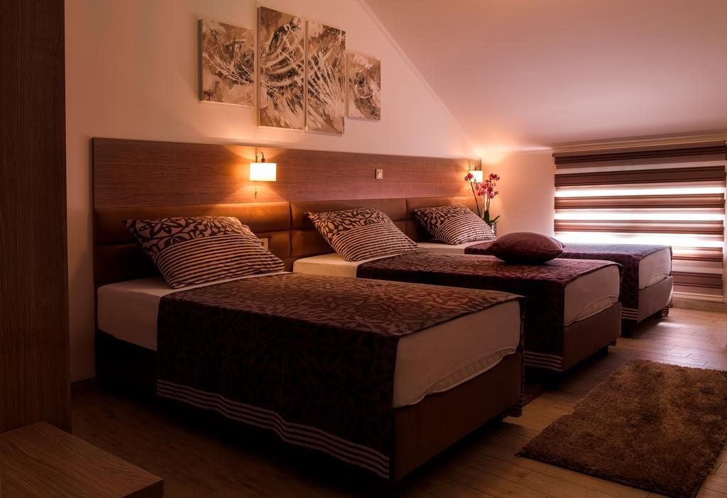 Bed & Breakfast Villa Martini - Apartments & Rooms Vukovar