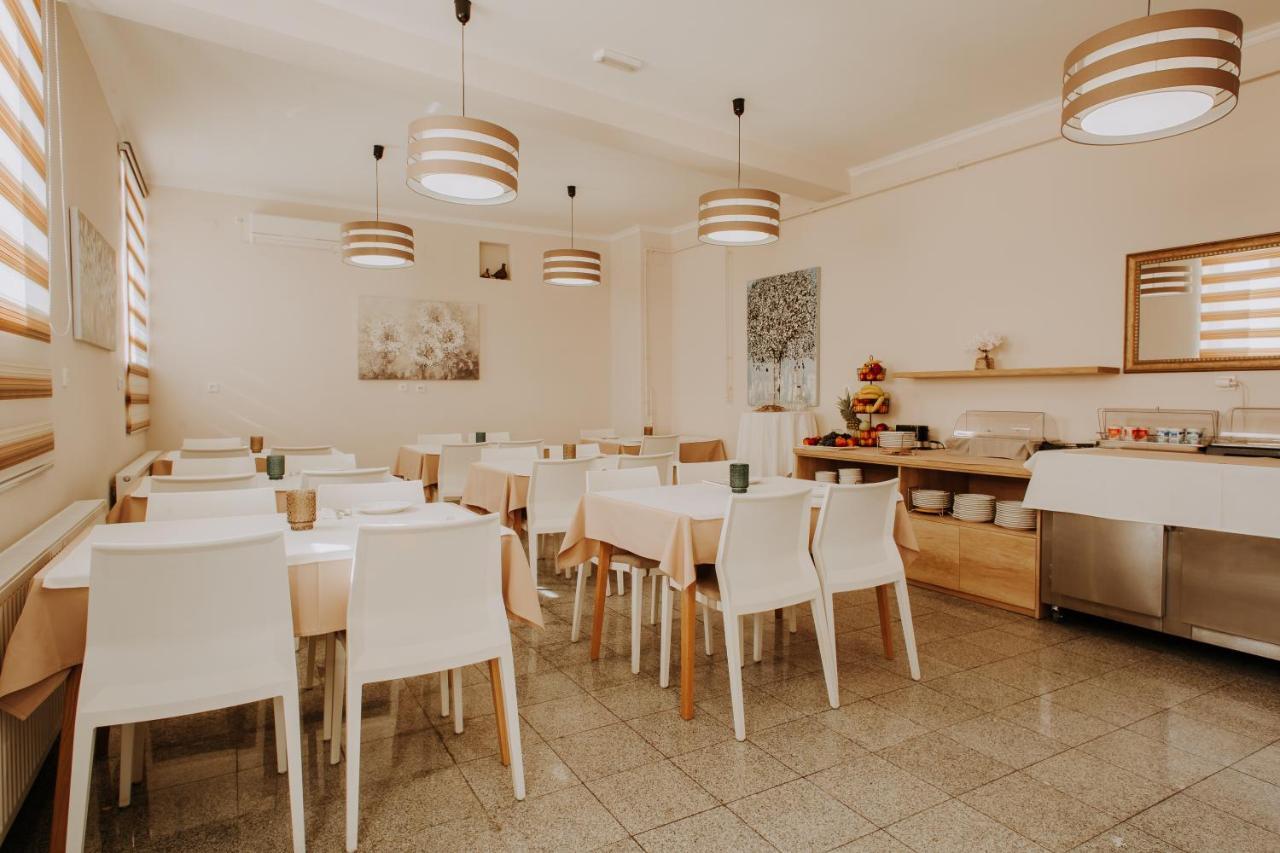 Villa Martini - Apartments & Rooms Bed & Breakfast 4*